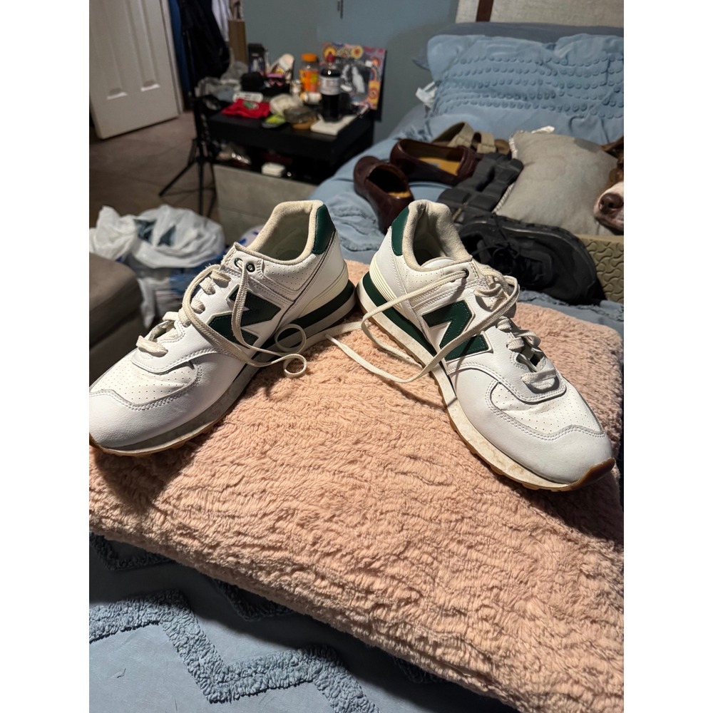 New Balance 574 Mens White Green Leather Low Top Sneakers - Picture 2 of 5